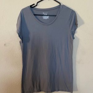 Grey tee shirt